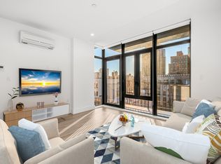 26-12 4th St #PENTHOUSE, Astoria, NY 11102