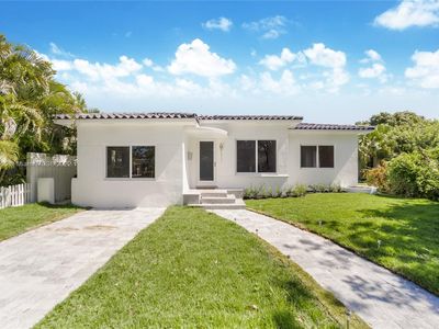 571 W 49th St, Miami Beach, FL, 33140