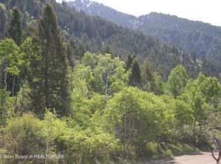 690 Vista East Dr, Star Valley Ranch, WY 83127