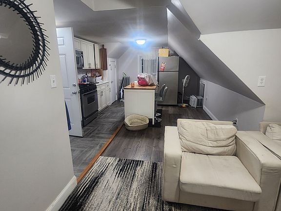3rd image of 10713 Waltham St #3