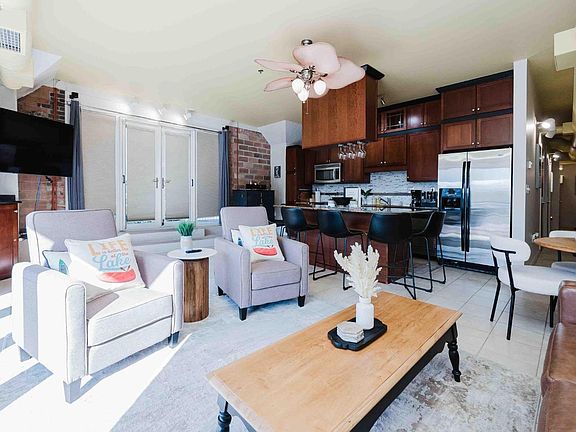 5th image of 401 W Shoreline Dr Unit 142