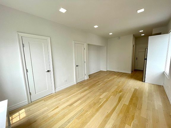 5th image of 45 Tudor City Pl #2171