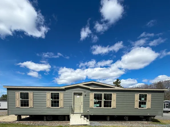 2077 N Mountain Valley Highway, Montville, ME 04941