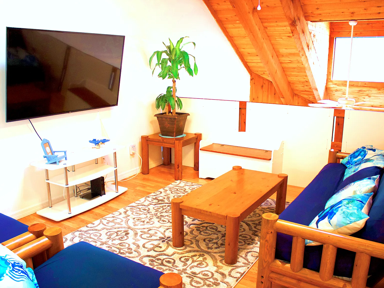 2 bed, 2.5 bath, 1245 sqft, $2,000 — Photo 4