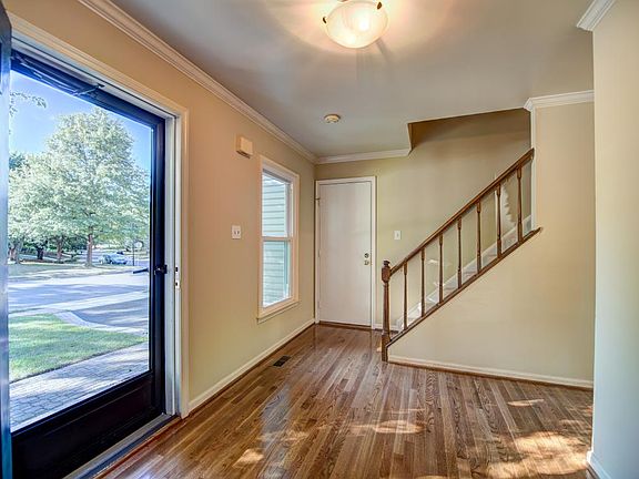 5th image of 3127 Nestlewood Dr