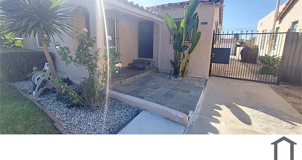 8937 S Harvard Blvd — Photo 3
