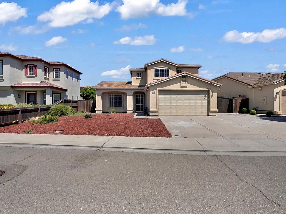 1st image of 1412 Red Ribbons Ln