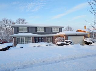 923 E Waverly Dr, Arlington Heights, IL