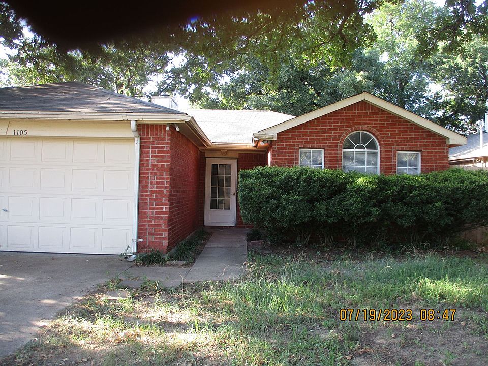 1st image of 1105 Cardinal Oaks Dr