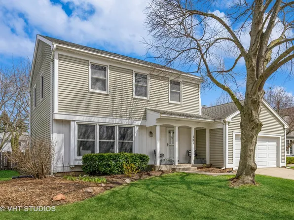 405 Aurora Ct, Vernon Hills, IL 60061