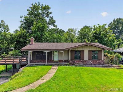 11104 Schuetz Rd, Saint Louis, MO, 63146