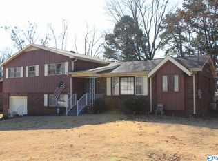 1813 Forney Dr NW, Huntsville, AL 35816