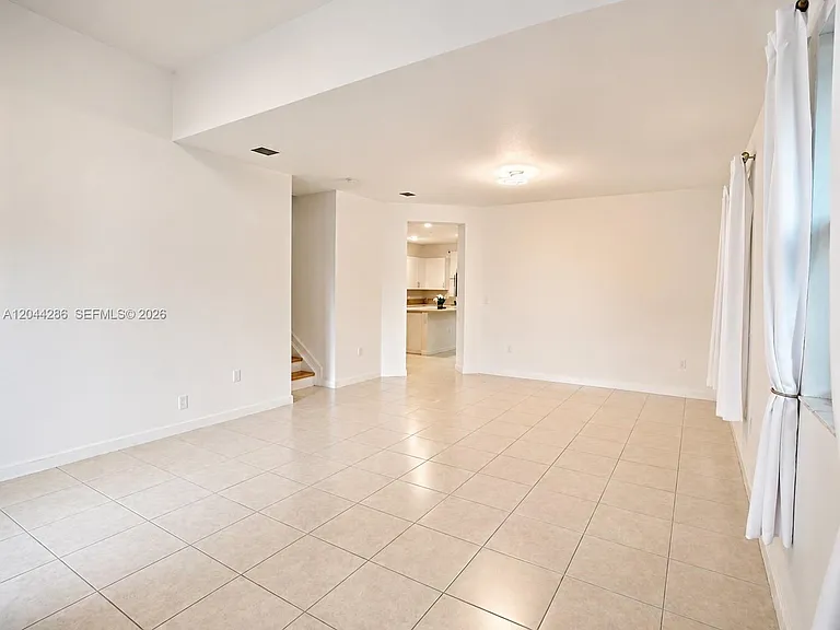 22886 SW 128th Pl — Photo 7