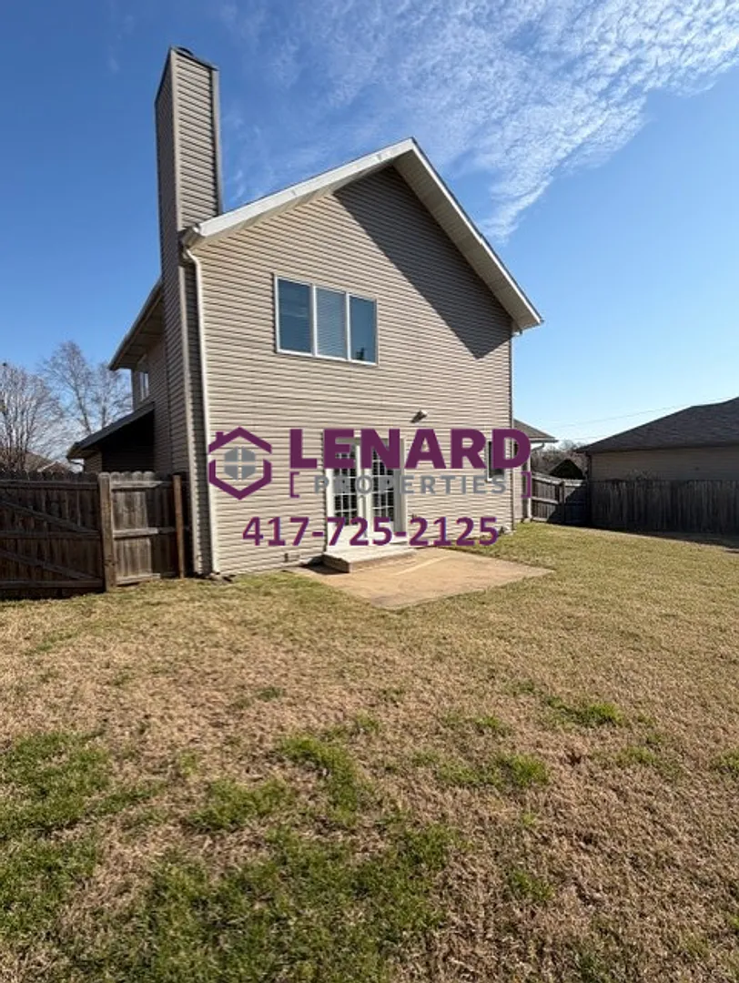 Building Photo - 1504 W High Point Cir