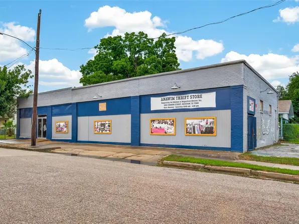2102 Common St, Houston, TX 77009