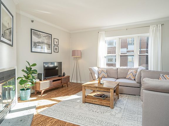 3rd image of 50 N Broadway Ave #4A