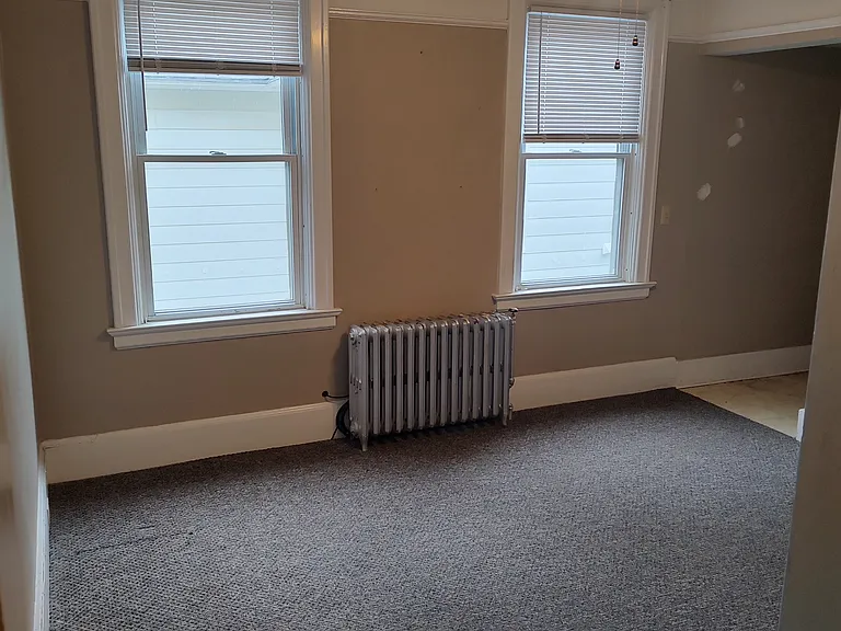 17 Arthur Ave #2 — Photo 5