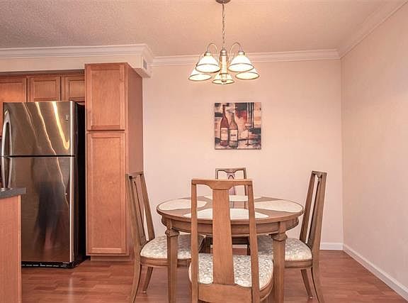 5th image of 1431 Willow Brook Cv APT 1