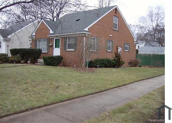 5th image of 12991 Beech Daly Rd