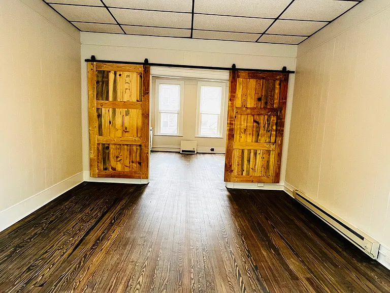48 N Church St #4 — Photo 6