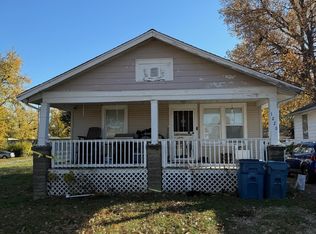 1220 N Macarthur Blvd, Springfield, IL 62702