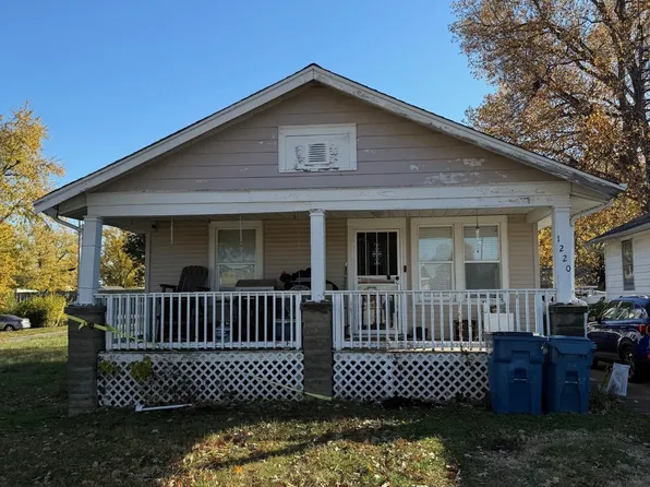 1220 N Macarthur Blvd, Springfield, IL 62702