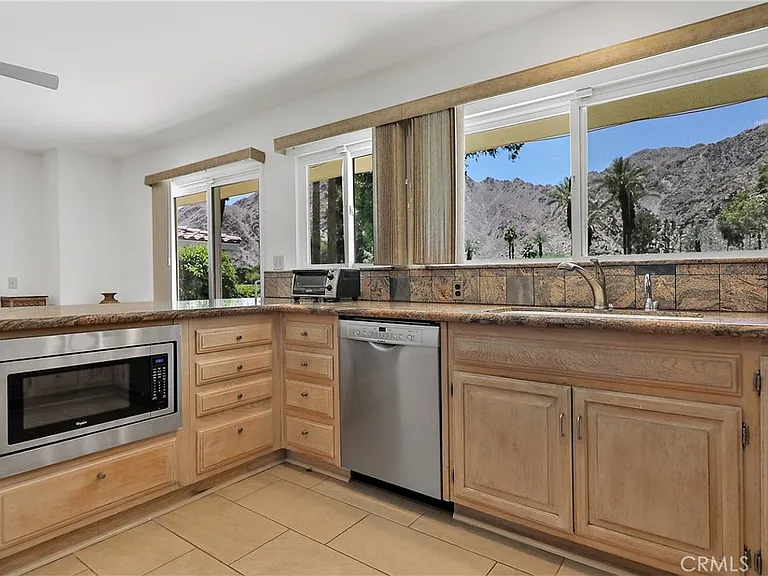 77137 Iroquois Dr — Photo 23