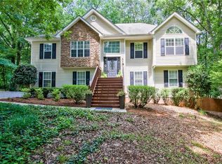 120 Weatherstone Ct, Sharpsburg, GA 30277