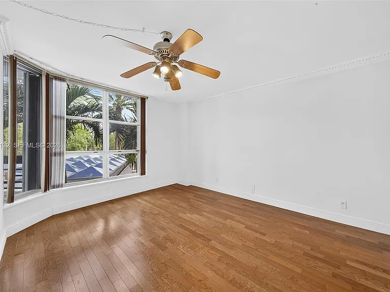 3600 Mystic Pointe Dr #310 — Photo 23