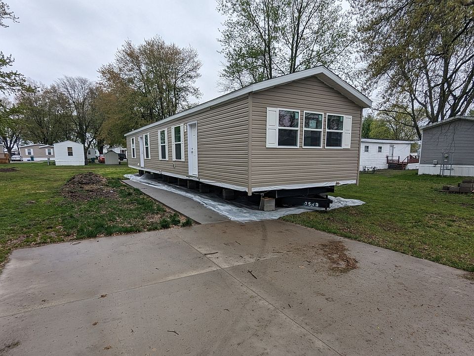 1st image of 59 Loraine Dr