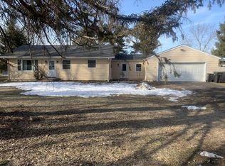 4536 Mathew Ave, Roscoe, IL 61073