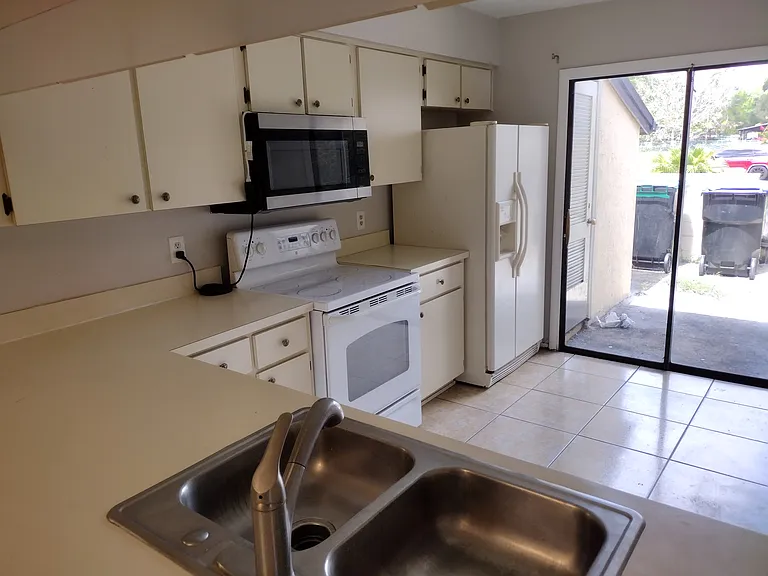 629 Golden Sunshine Cir — Photo 62