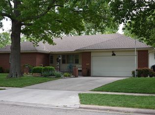 1925 SW Cheyenne Rd, Topeka, KS 66604