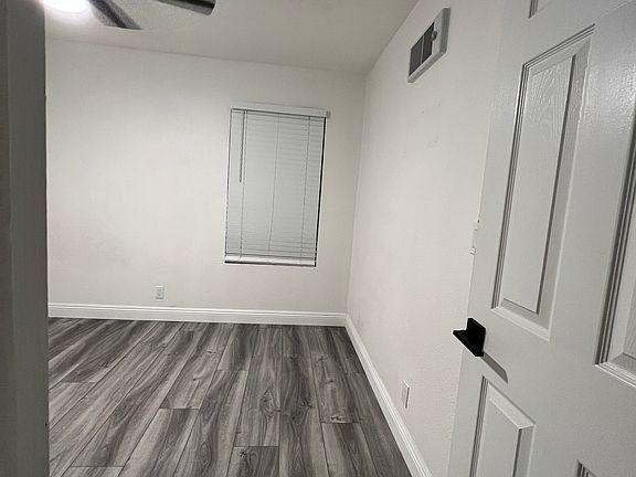 2nd image of 1160 E Washington Ave APT 1