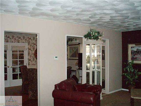 5th image of 3015 Delta River Dr