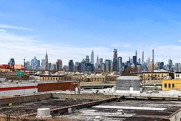 Rented by Dwelling NY Realty Inc | media 27