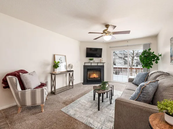 1053 Watkins Glen Ct, Marysville, OH 43040