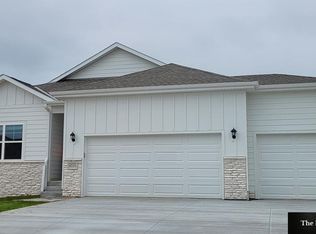 8531 S 63rd St, Bellevue, NE 68157