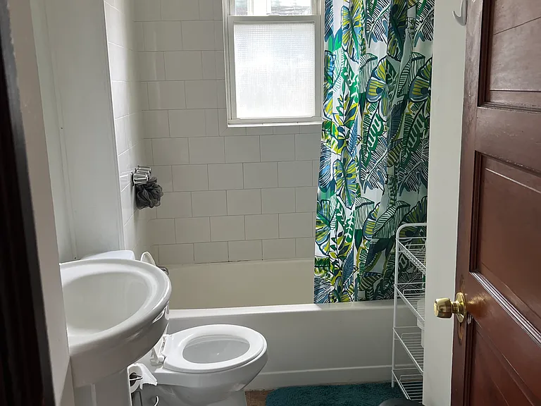 2336 16th St #2 — Photo 3
