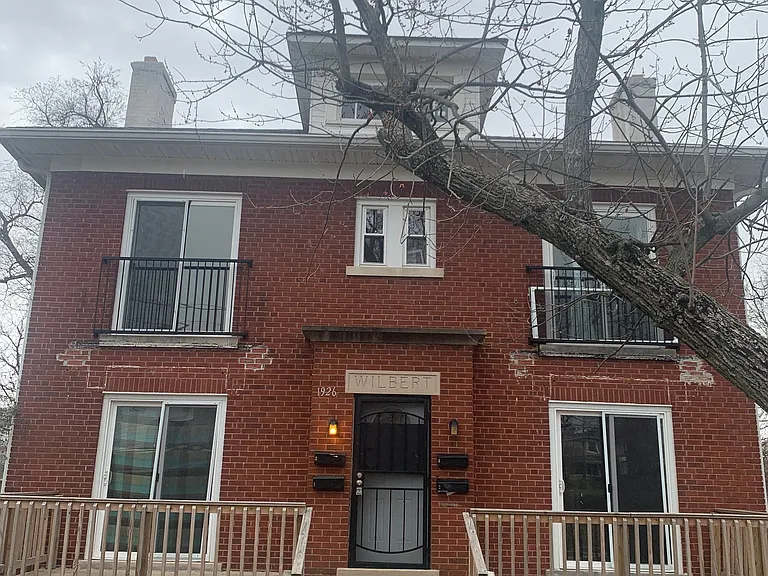 1926 Catalpa Dr #4 — Photo 11