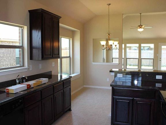4th image of 424 Windridge Dr