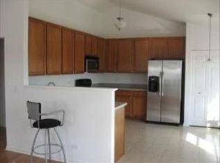 665 Arbor Cir, Lakemoor, IL 60051