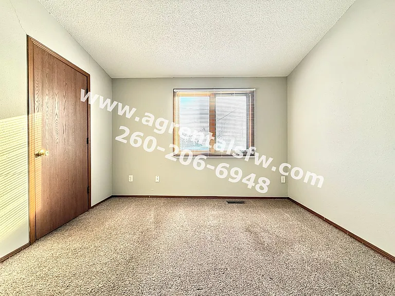 2718 Sherman Blvd — Photo 27