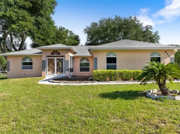 822 Berryhill Cir, Fruitland Park, FL 34731