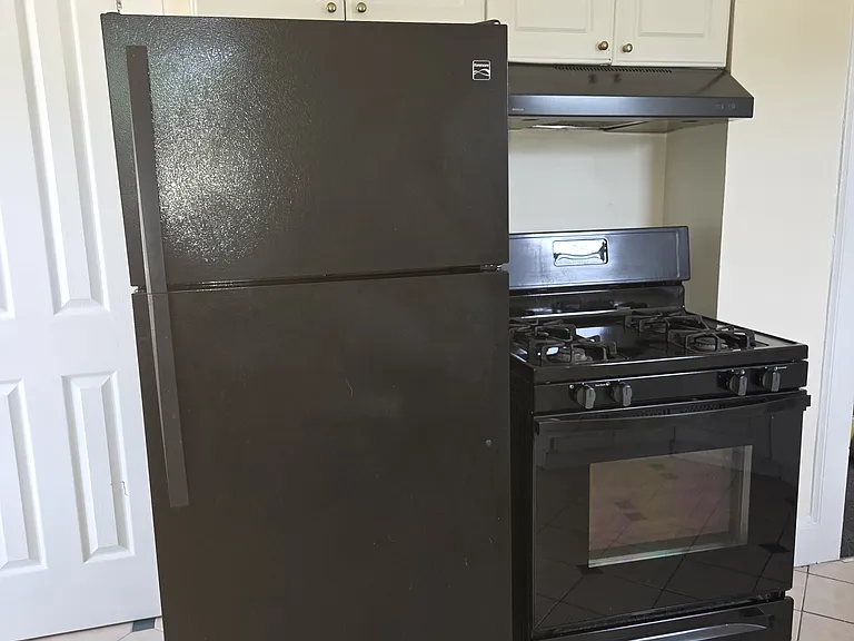 Refrigerator, Stove, Pantry