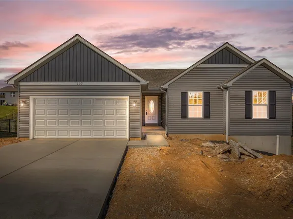 107 Cedar Dr, Festus, MO 63028