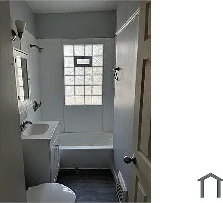 2 bed, $1,000 — Photo 2