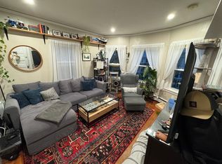 66 Taylor St APT 3, Quincy, MA 02170