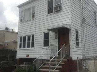 120 W 51st St APT 2R, Bayonne, NJ 07002