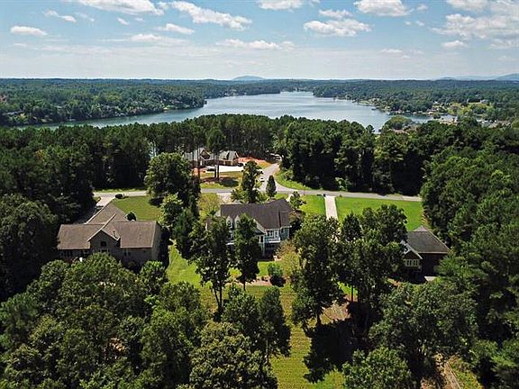 3rd image of 6120 Plantation Pointe Dr